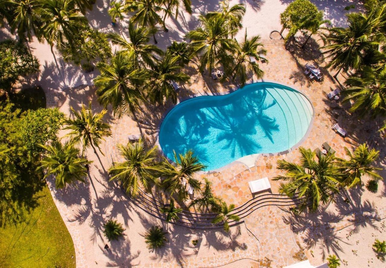 Zumzum Beach House Panzió Kinondo Kültér fotó
