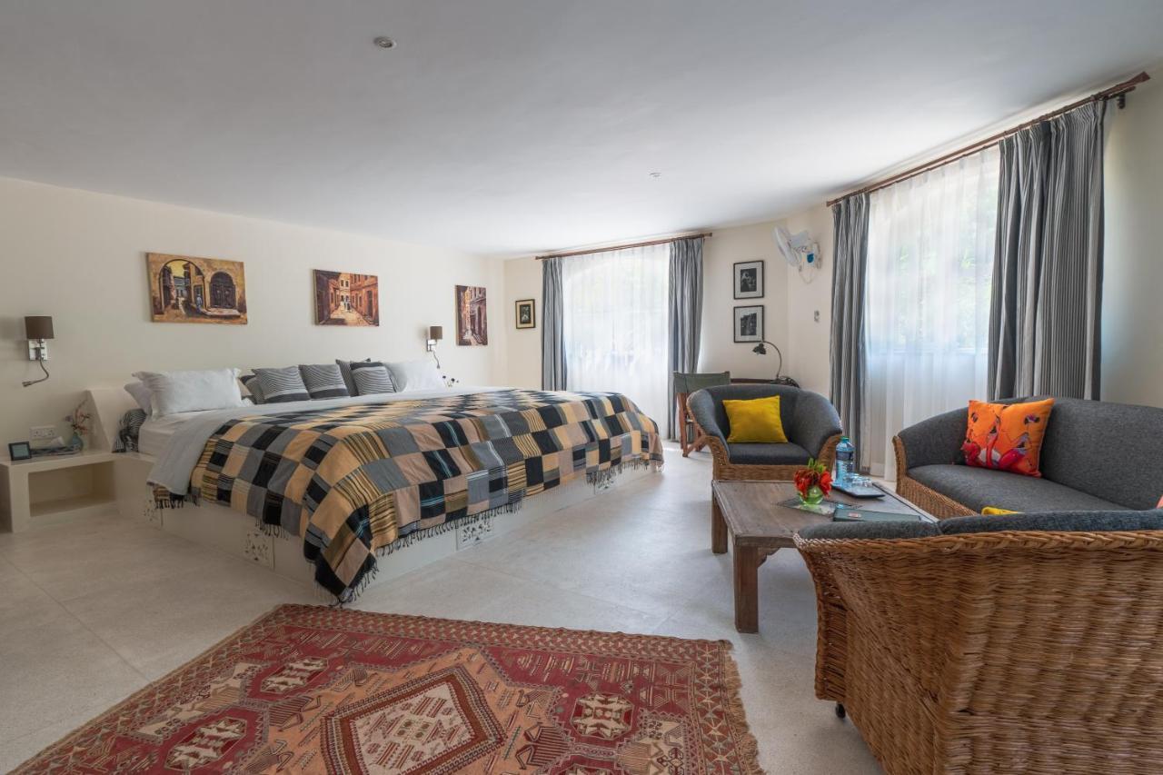 Zumzum Beach House Panzió Kinondo Kültér fotó
